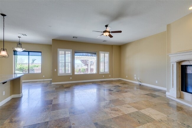 Building Photo - 2713 Cyrano St