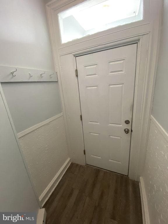 Building Photo - 2423 W Norris St