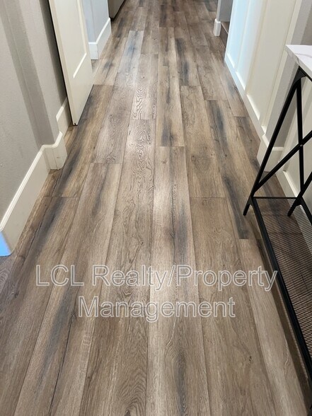 Building Photo - 29285 Caravel Dr