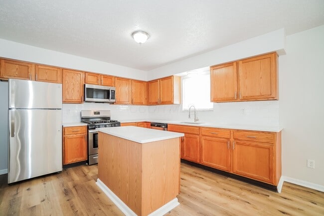 Building Photo - 4301 Owl Ct