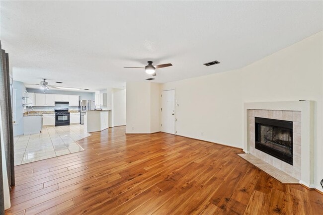 Building Photo - 9626 Dalewood Dr