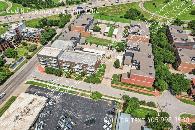 Building Photo - 444 N Central Ave