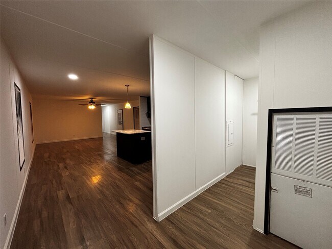 Building Photo - 22508 E Martin Dr