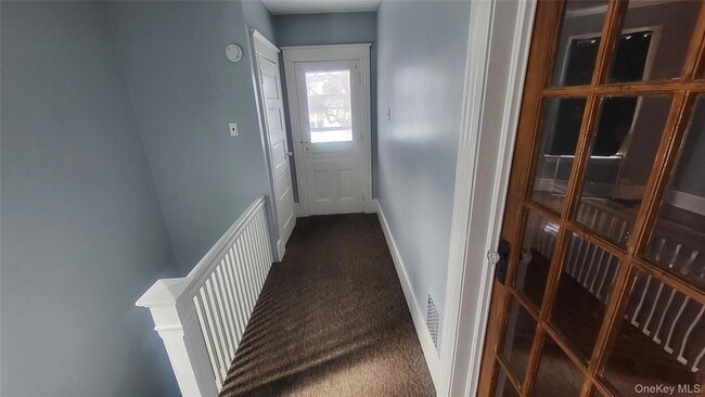 Building Photo - 107 Smith St