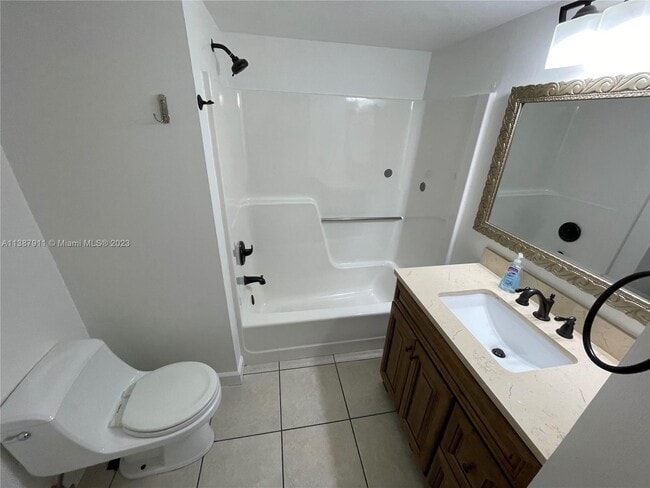 Building Photo - 10451 W Broward Blvd