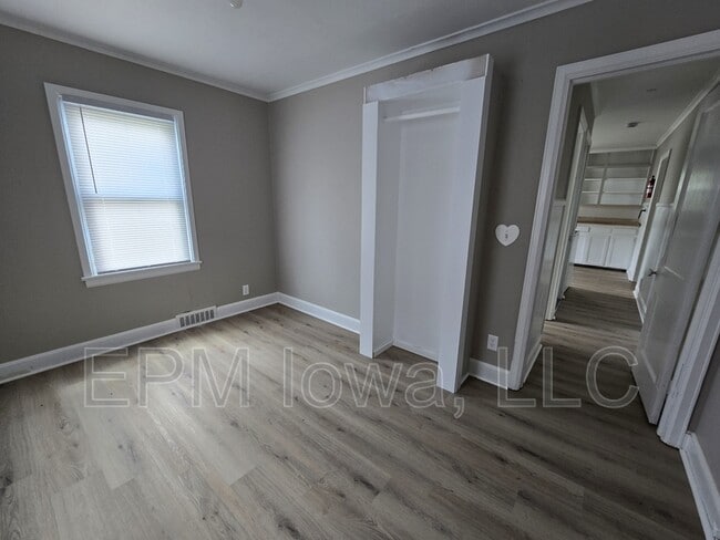 Building Photo - 1269 Northey St