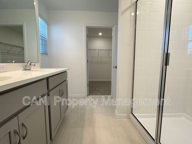 Building Photo - 1192 Happy Frst Lp