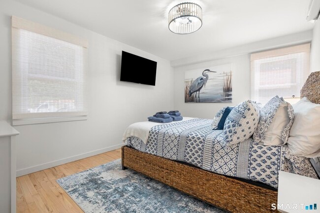 Building Photo - 1742 Boston Post Rd