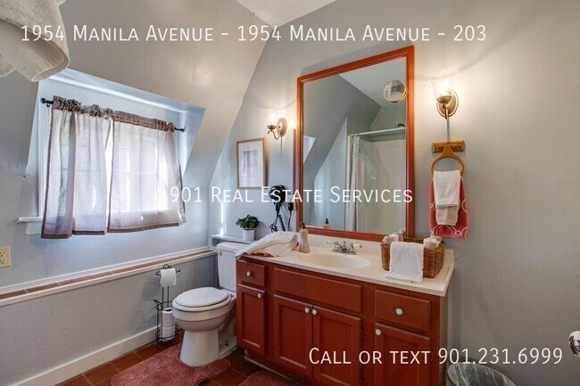 Building Photo - 1954 Manila Ave