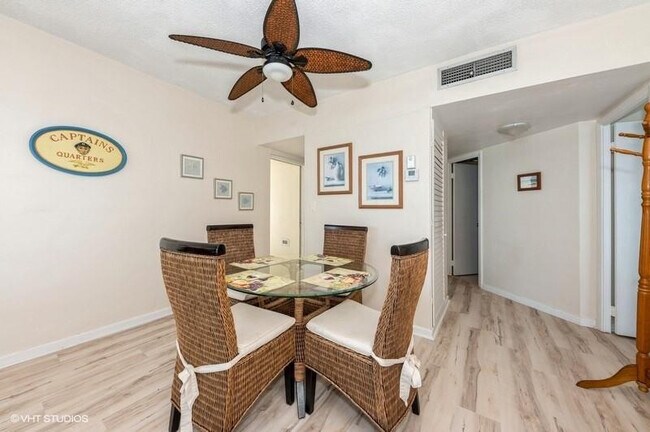 Building Photo - 710 N Ocean Blvd