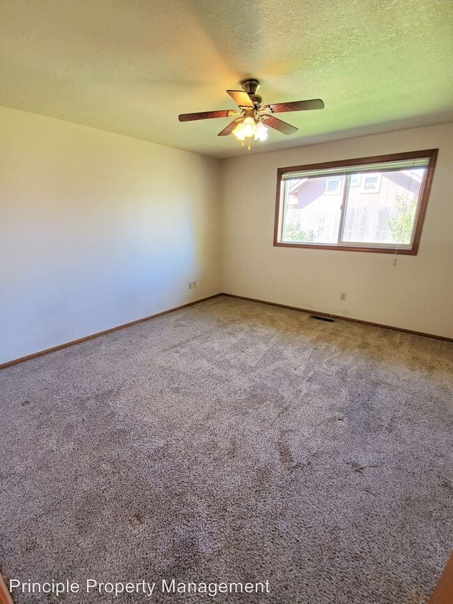 Building Photo - 3 br, 2.5 bath House - 3384 Honeywood Street