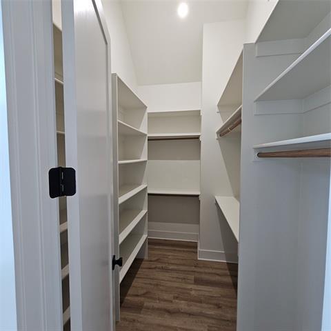 Building Photo - 2143 Mail Ave