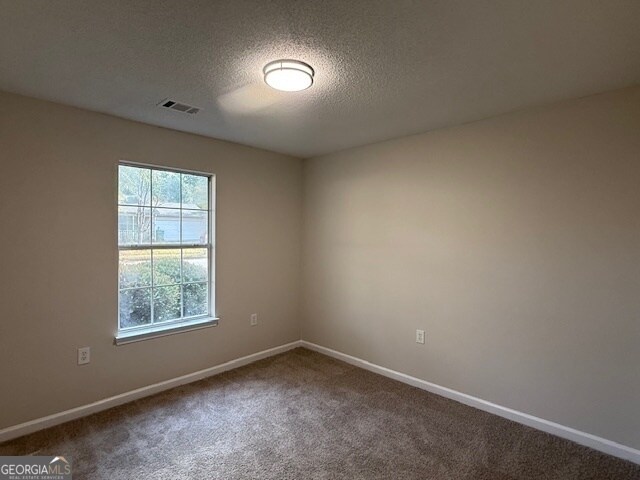 Building Photo - 273 Village Dr