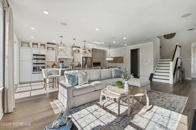 Building Photo - 4061 Heron Dr