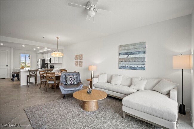 Building Photo - 15285 Grn Acrs Ave