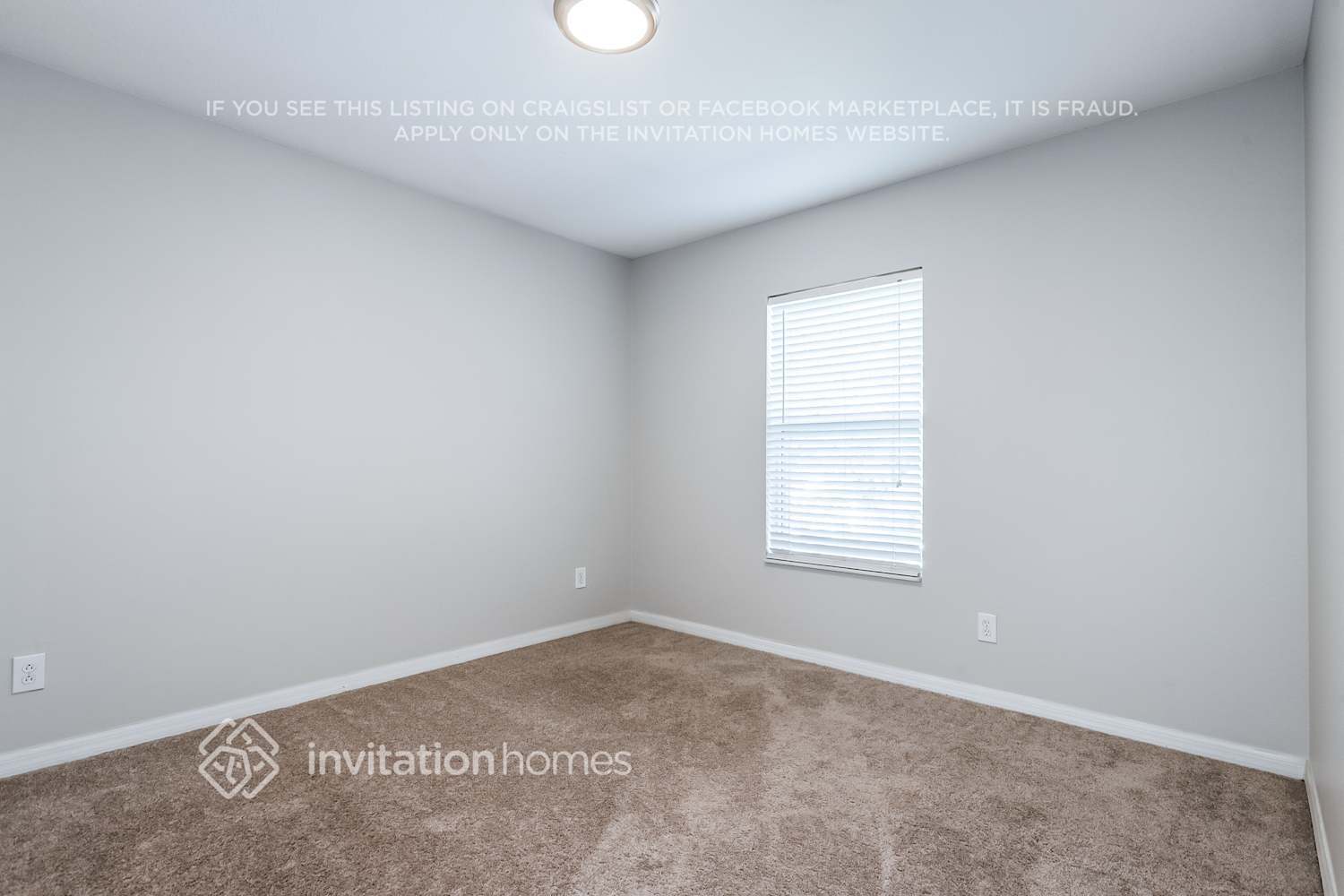 Building Photo - 17548 Queensland St