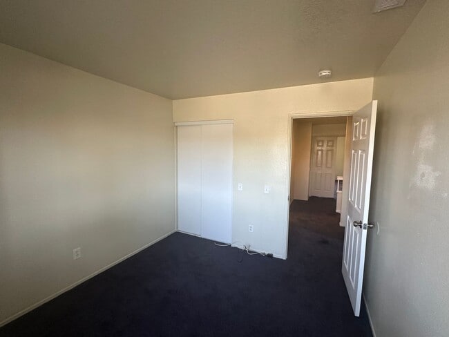 Building Photo - 7049 Arlington Pl
