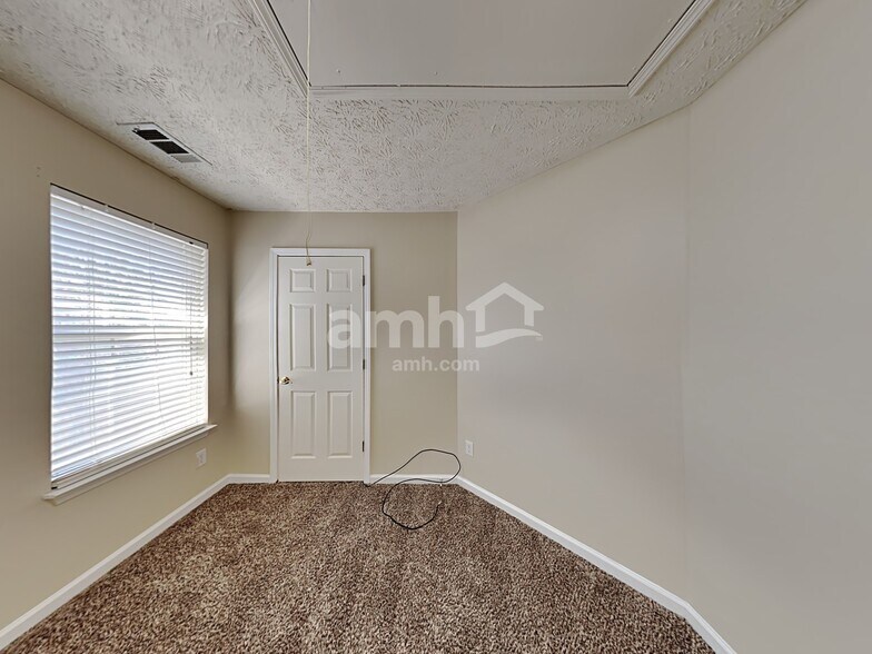 Building Photo - 531 Gables Ct