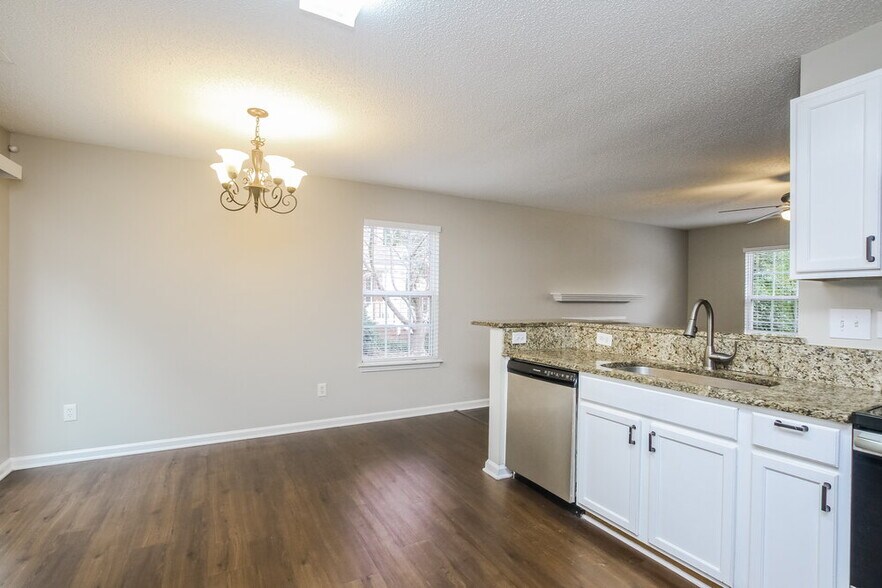 Building Photo - 9224 Garnet Field Ct