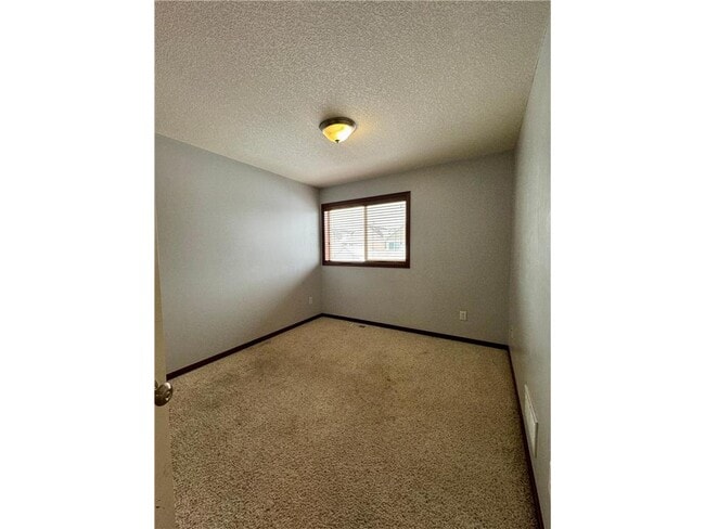 Building Photo - 12173 Waconia St NE