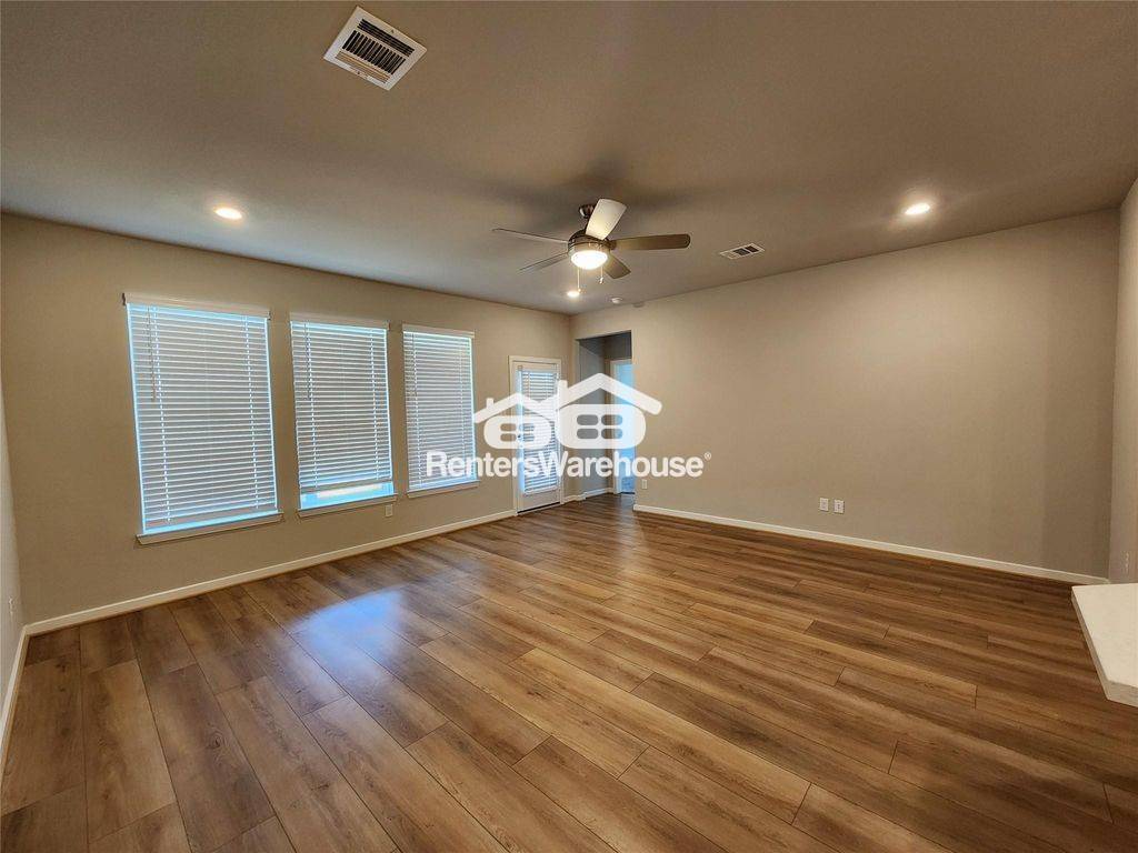 Building Photo - 19014 Whitehaven Bend Ln