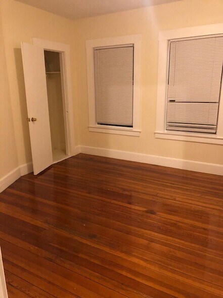 Primary Photo - 27 Forest St