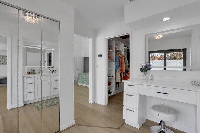 Building Photo - 2903 Banyan Blvd Cir NW