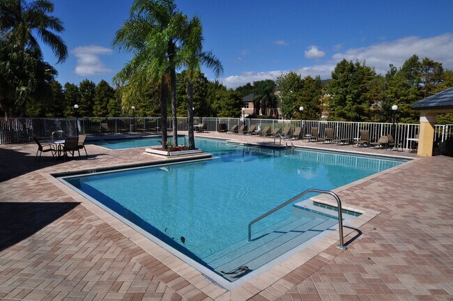 Building Photo - ORLANDO: Convenient to Airport, 3rd Floor ...