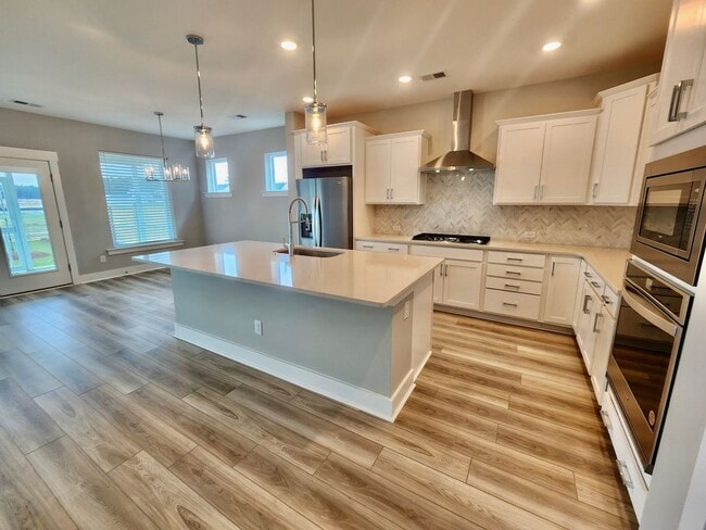 Building Photo - Like new in Midtown - 3 bedrooms plus additional flex spaces - Nexton