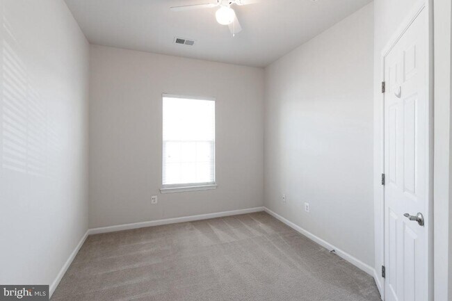 Building Photo - 7672 Timbercross Ln