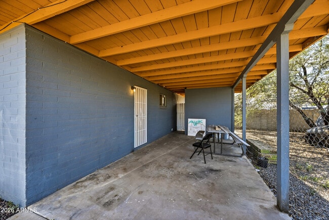 Building Photo - 4326 N 13th Pl