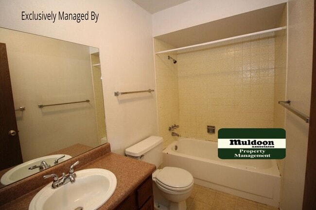 Building Photo - 5530 Wilkerson Pass Dr