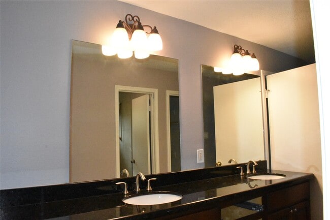 Building Photo - 19419 Craigchester Ln