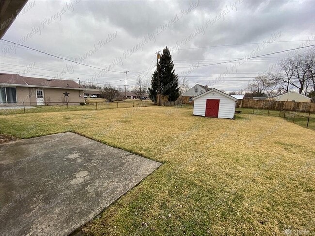 Building Photo - 563 Buttercup Ave