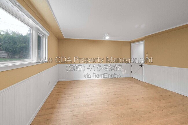 Building Photo - 203 N Bruce Rd
