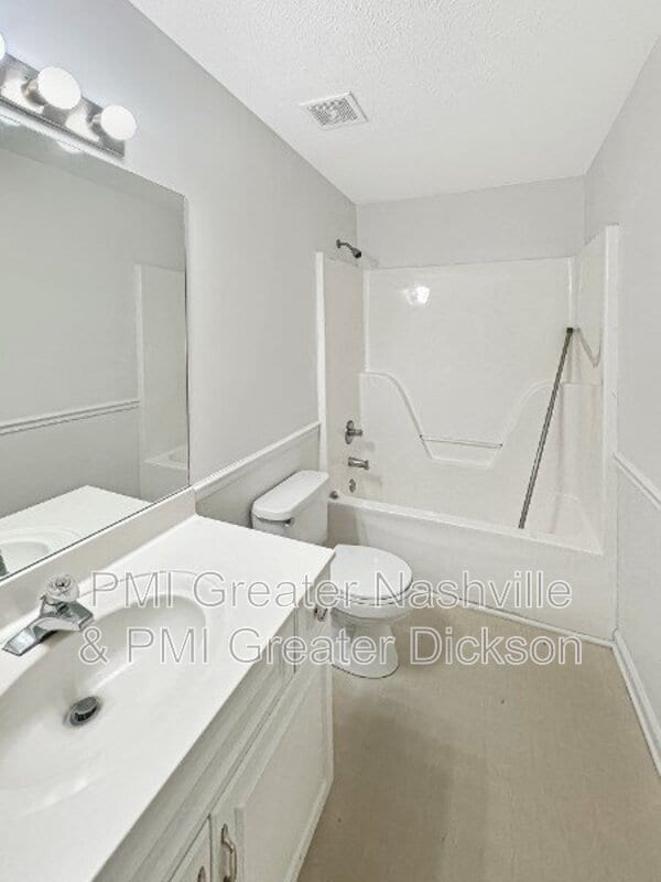 Building Photo - 130 Sherron Dr