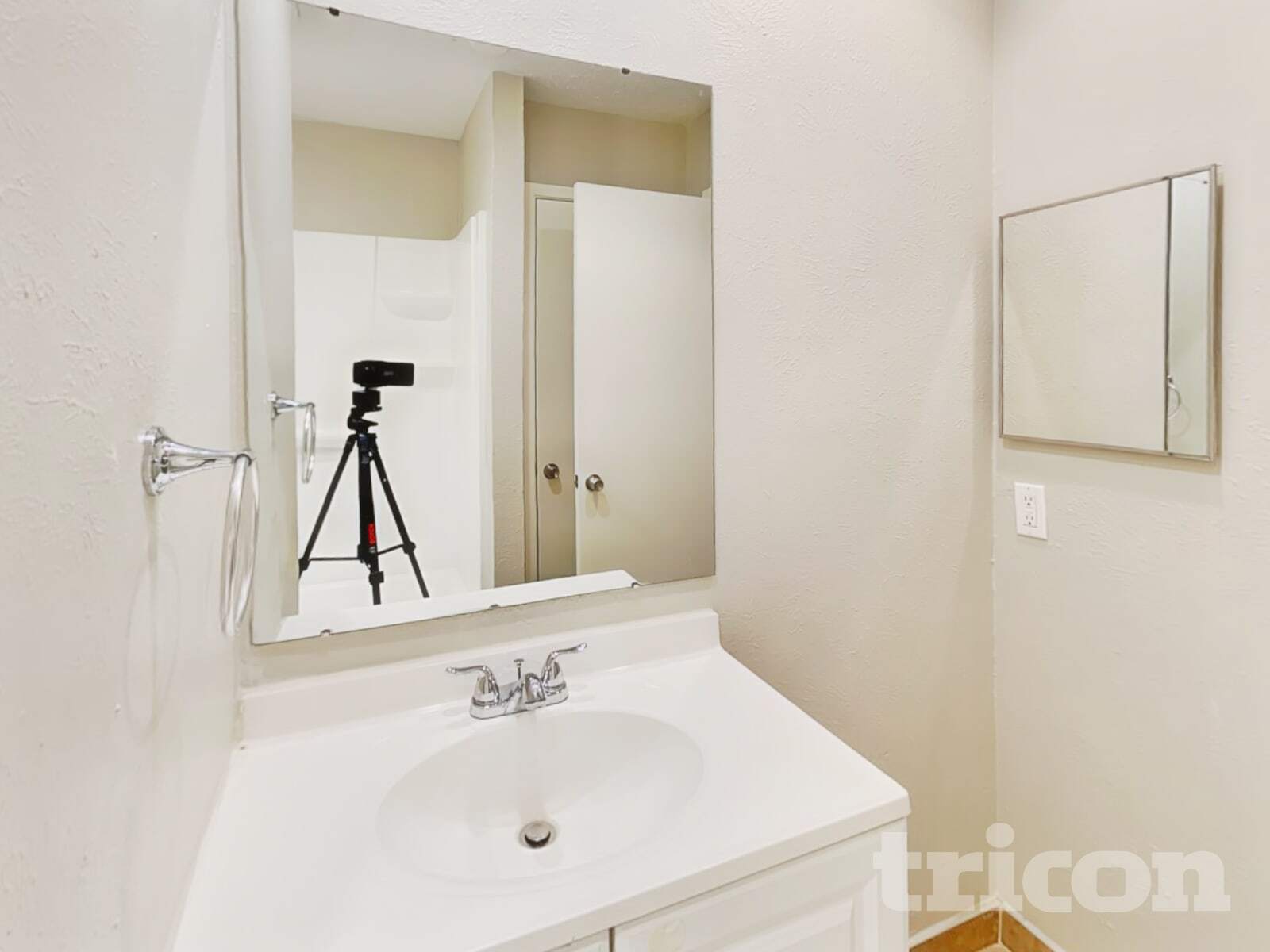 Building Photo - 2407 Springridge Dr