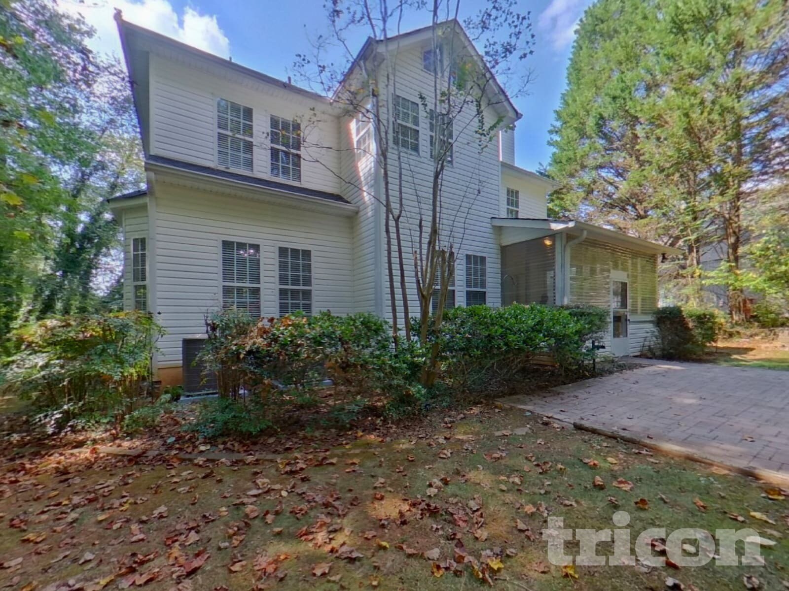 Building Photo - 2417 Battle Dr