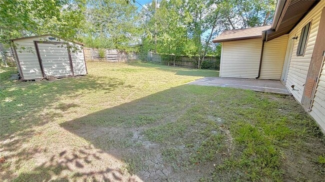 Building Photo - 5213 Halmark Dr