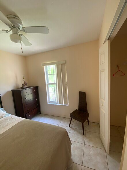 Building Photo - 11812 D Allyon Dr