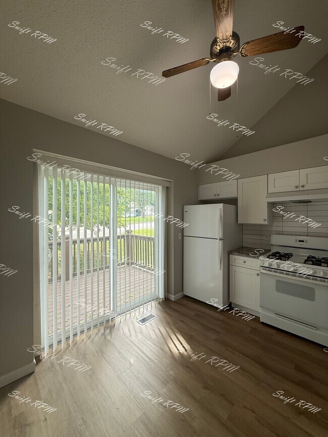 Building Photo - 8957 Hauser St