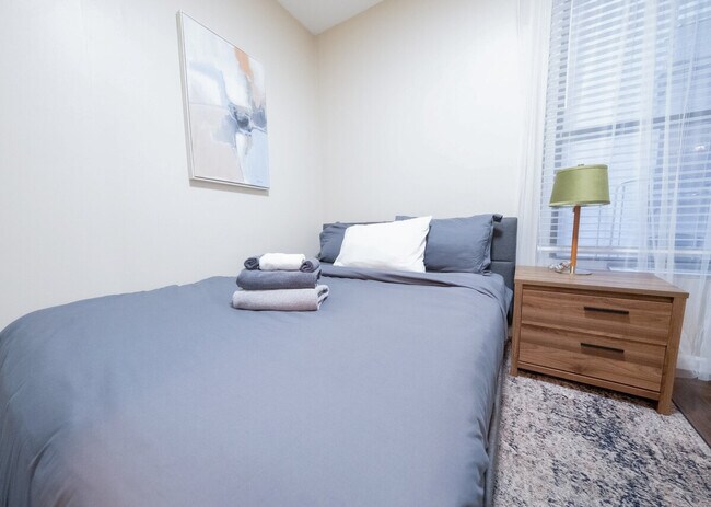 Building Photo - 5 W 101st St