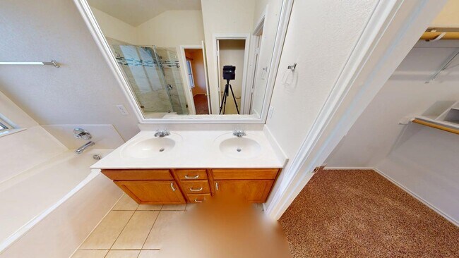 Building Photo - 4511 Donegal Bay Ct