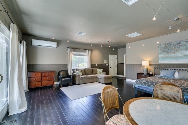 Building Photo - 2131 Alexa Breanne Ct