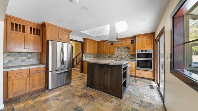 Building Photo - Southwest Reno Stunner - One of a Kind!!!!