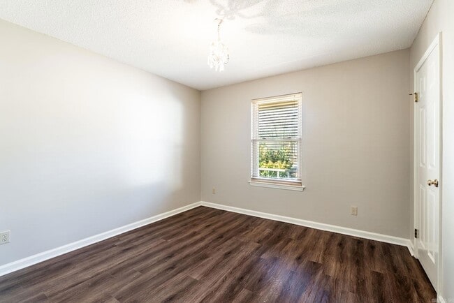 Building Photo - 12270 Maryland Pl