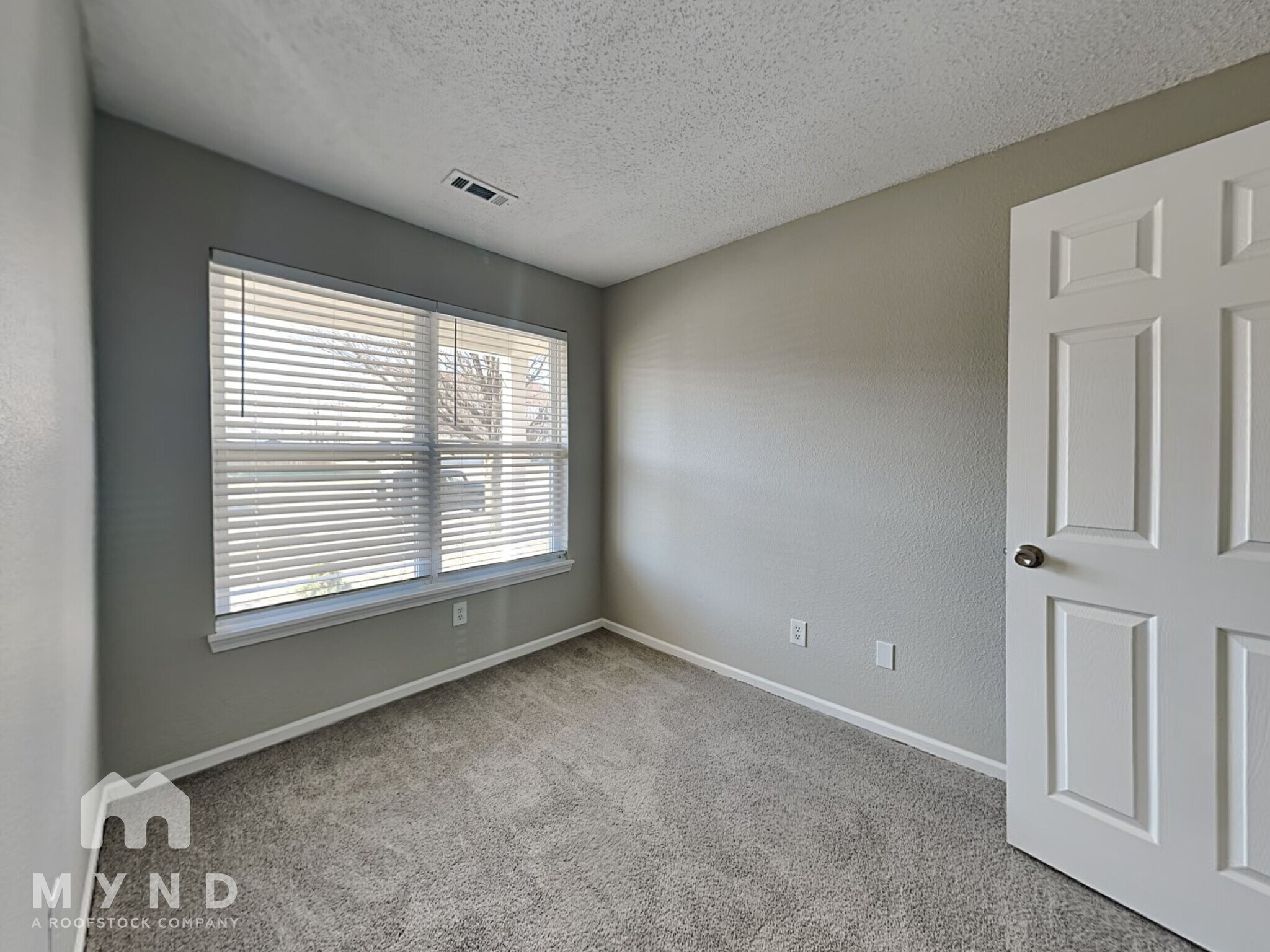 Building Photo - 1315 Osprey Way