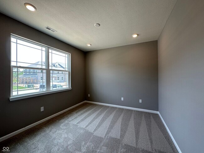 Building Photo - 2838 Maricopa Blvd