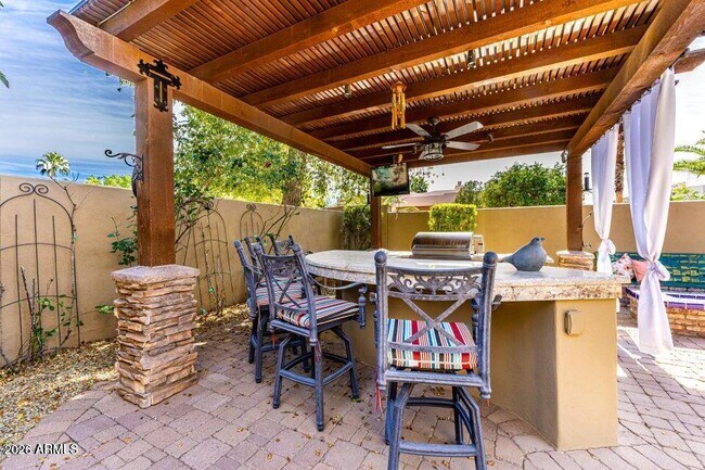 Building Photo - 10919 E Onyx Ct