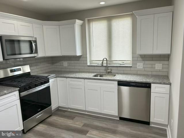 Building Photo - 14 Franklin Ave